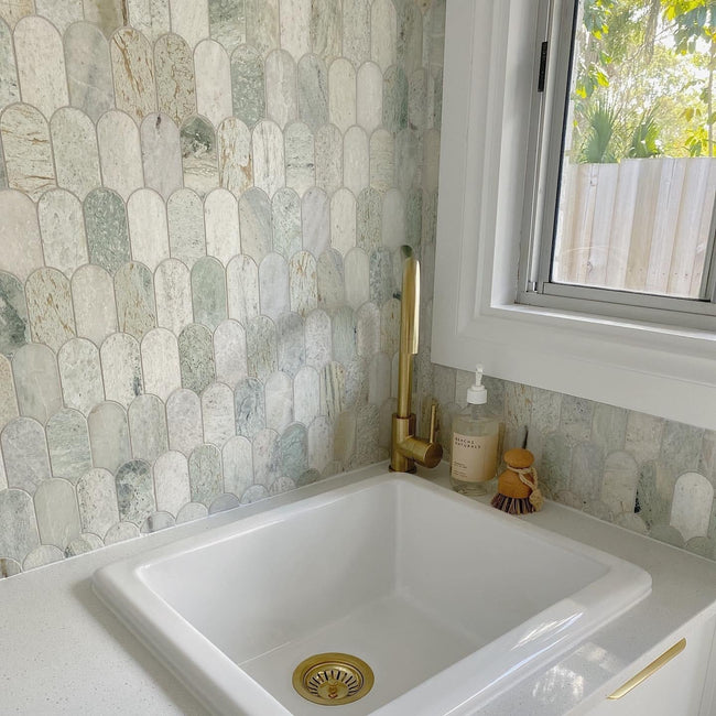 Ming Green Arch Long Fish Scale Carrara Mosaic