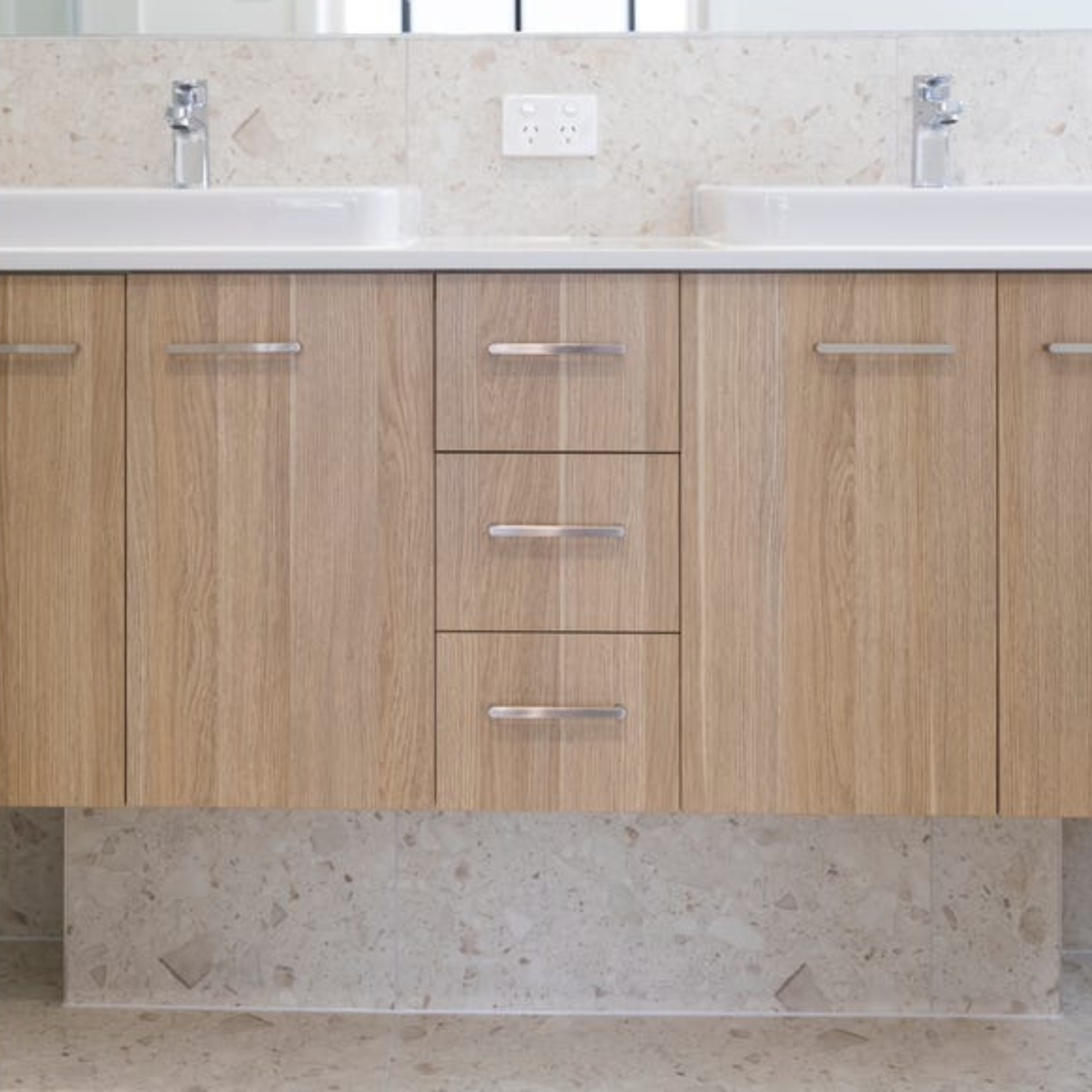 Terrazzo Stone White In Out