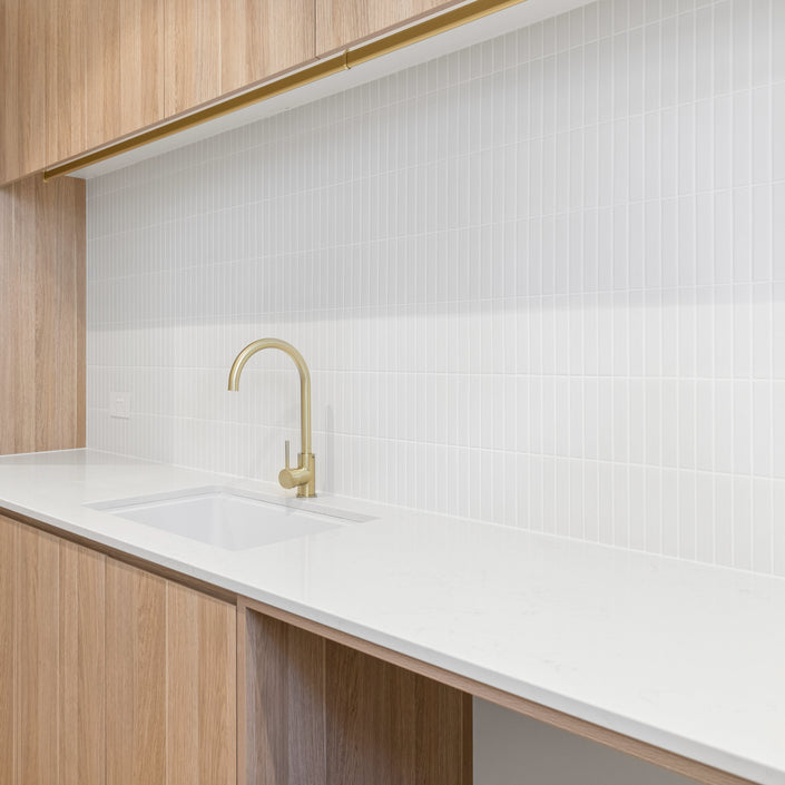 Byron Kit Kat Matte White Mosaic