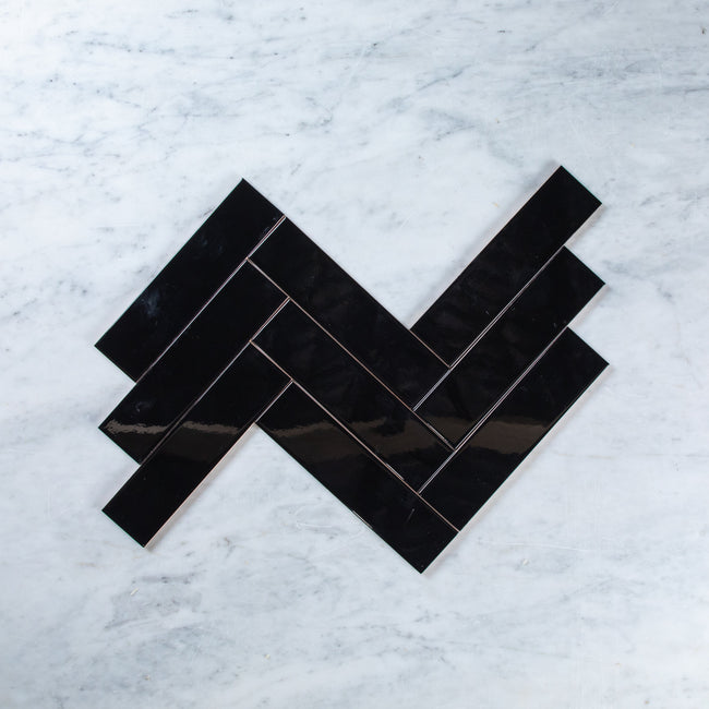 Black Gloss 75 x 300