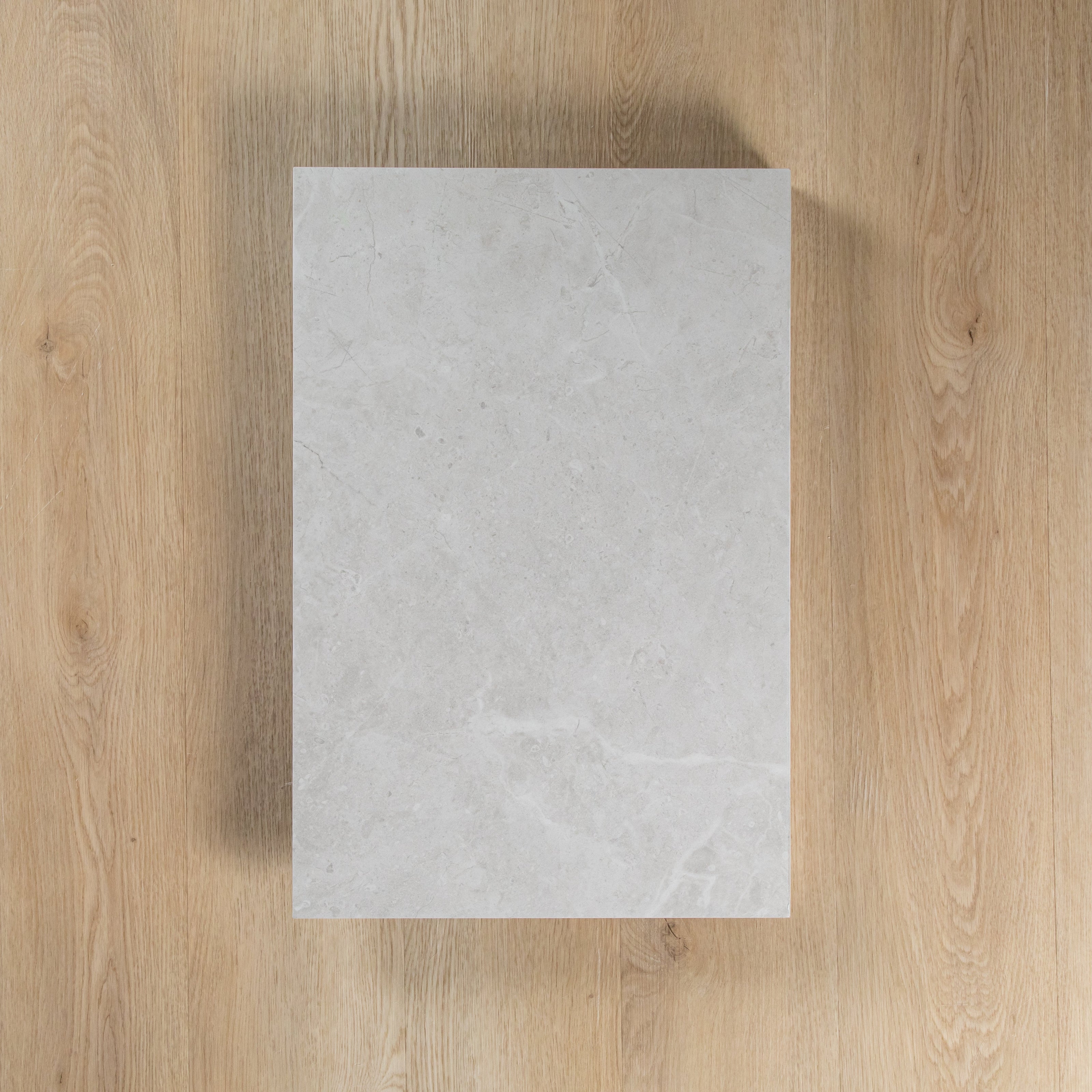 Bora Pearl Drop Face Pool Coping