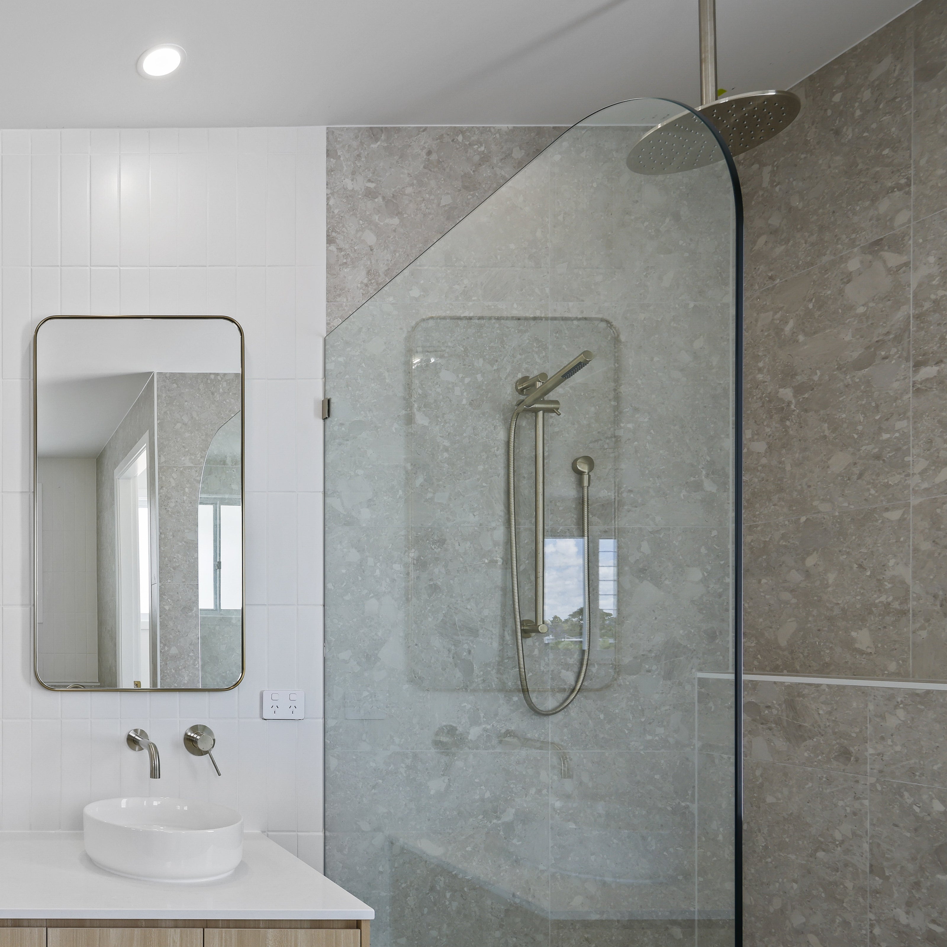 Ceppo Stone Pearl In Out