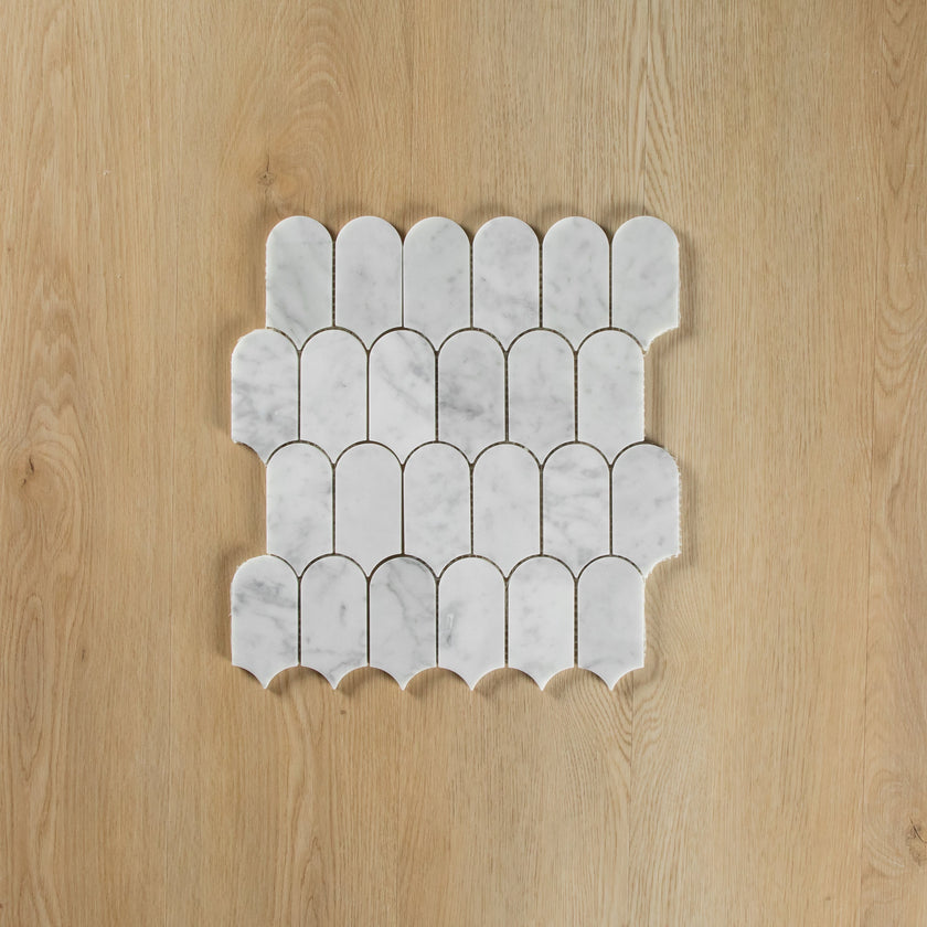 Carrara Marble Arch/Long Fish Scale Mosaic