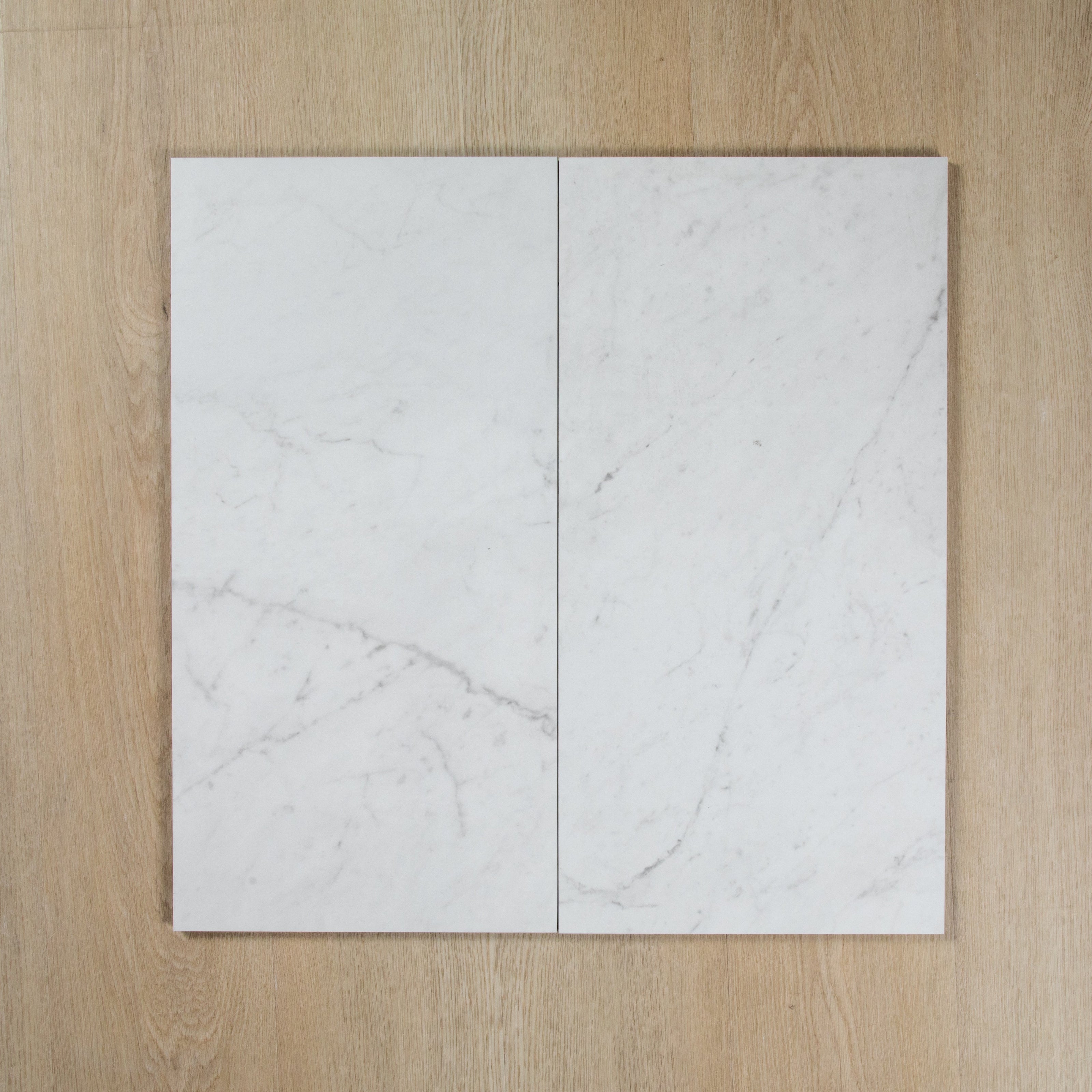 Carrara Luce Gloss