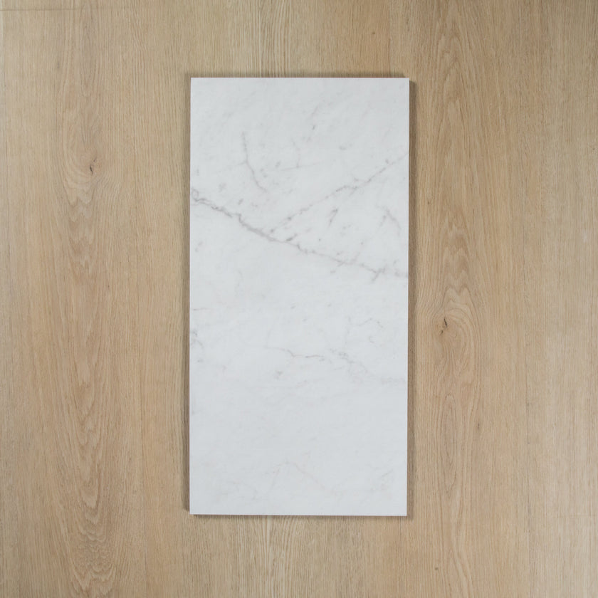 Carrara Luce Gloss