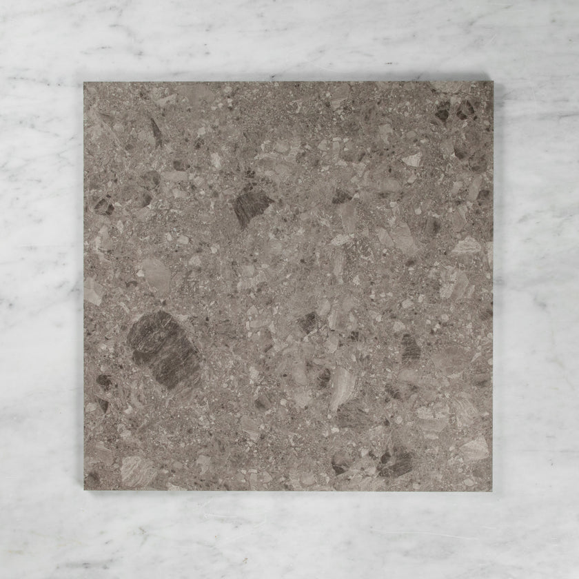 Ceppo Mid Grey In Out