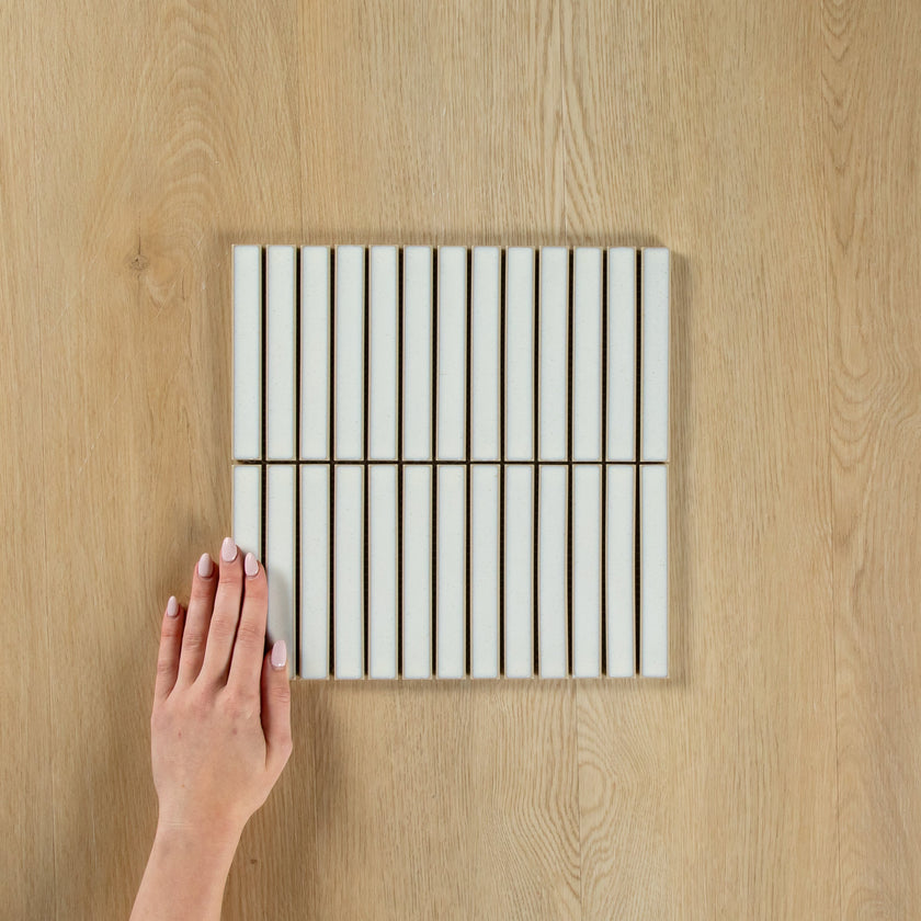 Clovelly Antique White Gloss Concave Kit Kat Mosaic