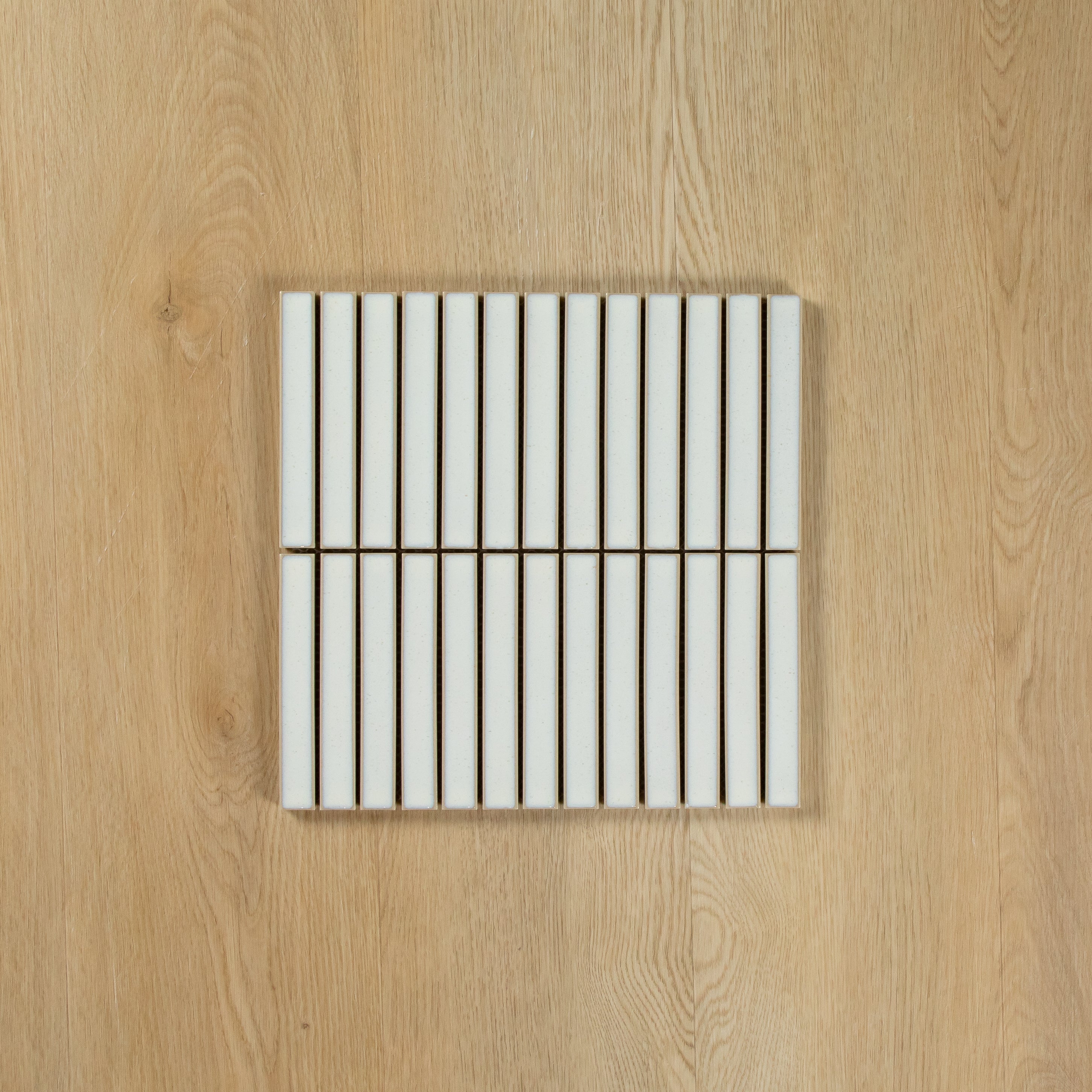 Clovelly Antique White Gloss Concave Kit Kat Mosaic