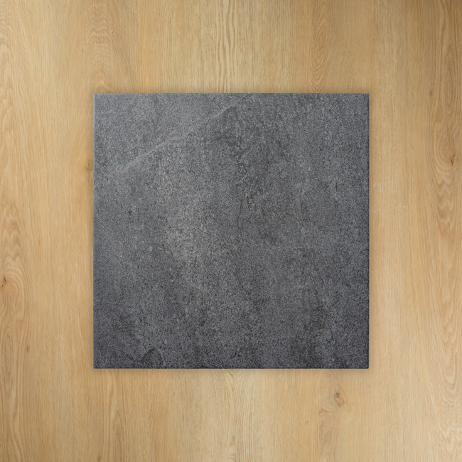 Charme Black External