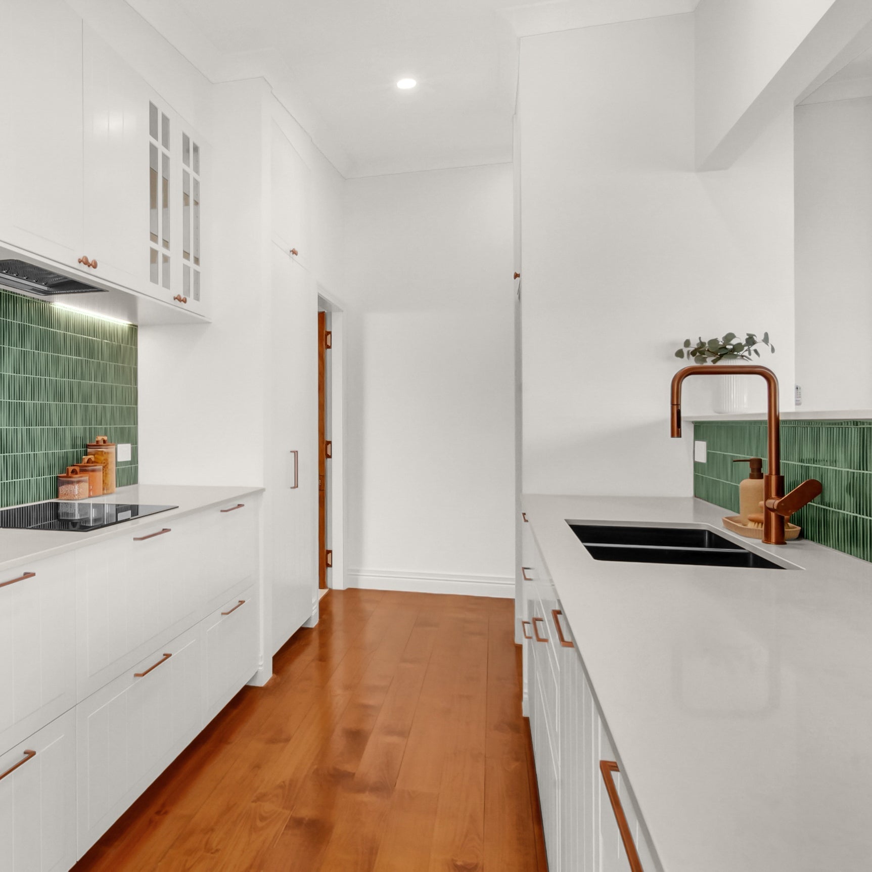Cottesloe Antique Forrest Green Kit Kat Mosaic