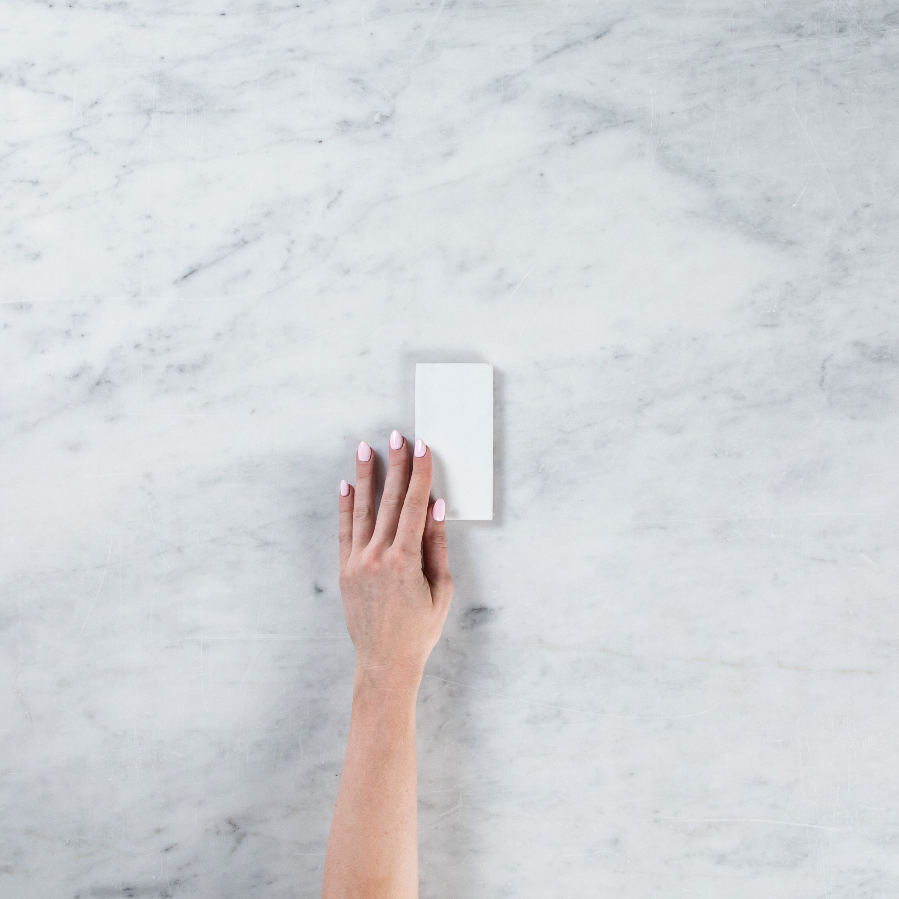 Krema Bar Bone Matte Subway