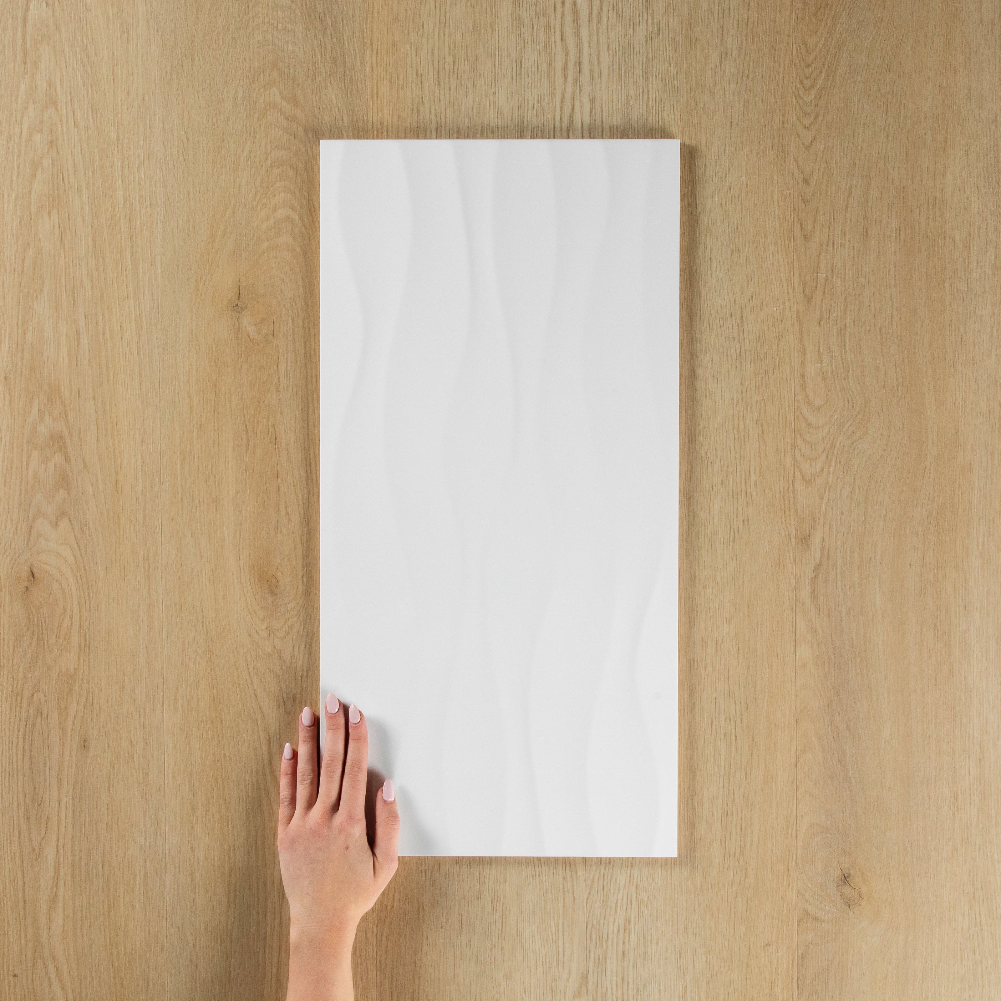 Matrix Gloss White Onda