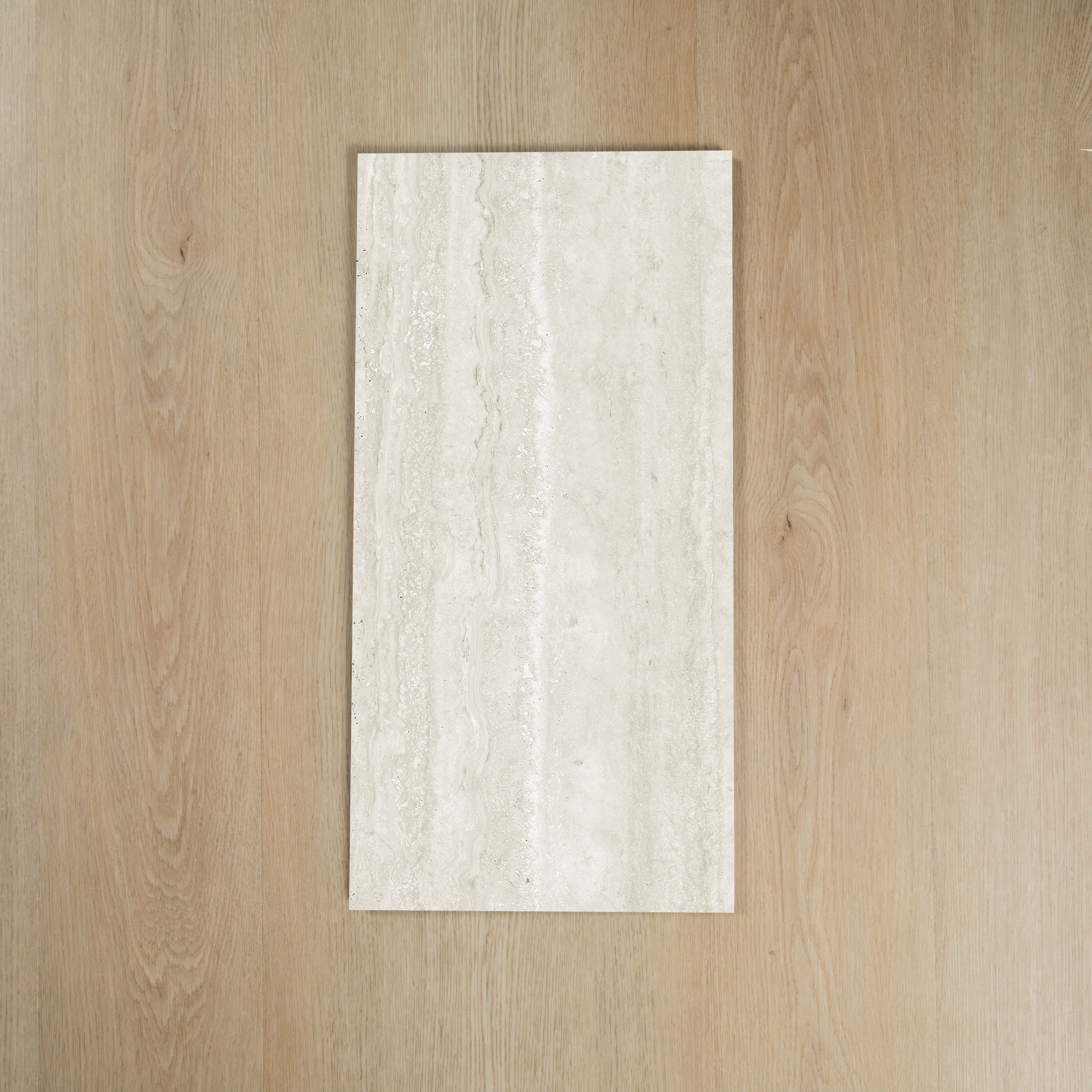Norcia Vein Cut Light In Out