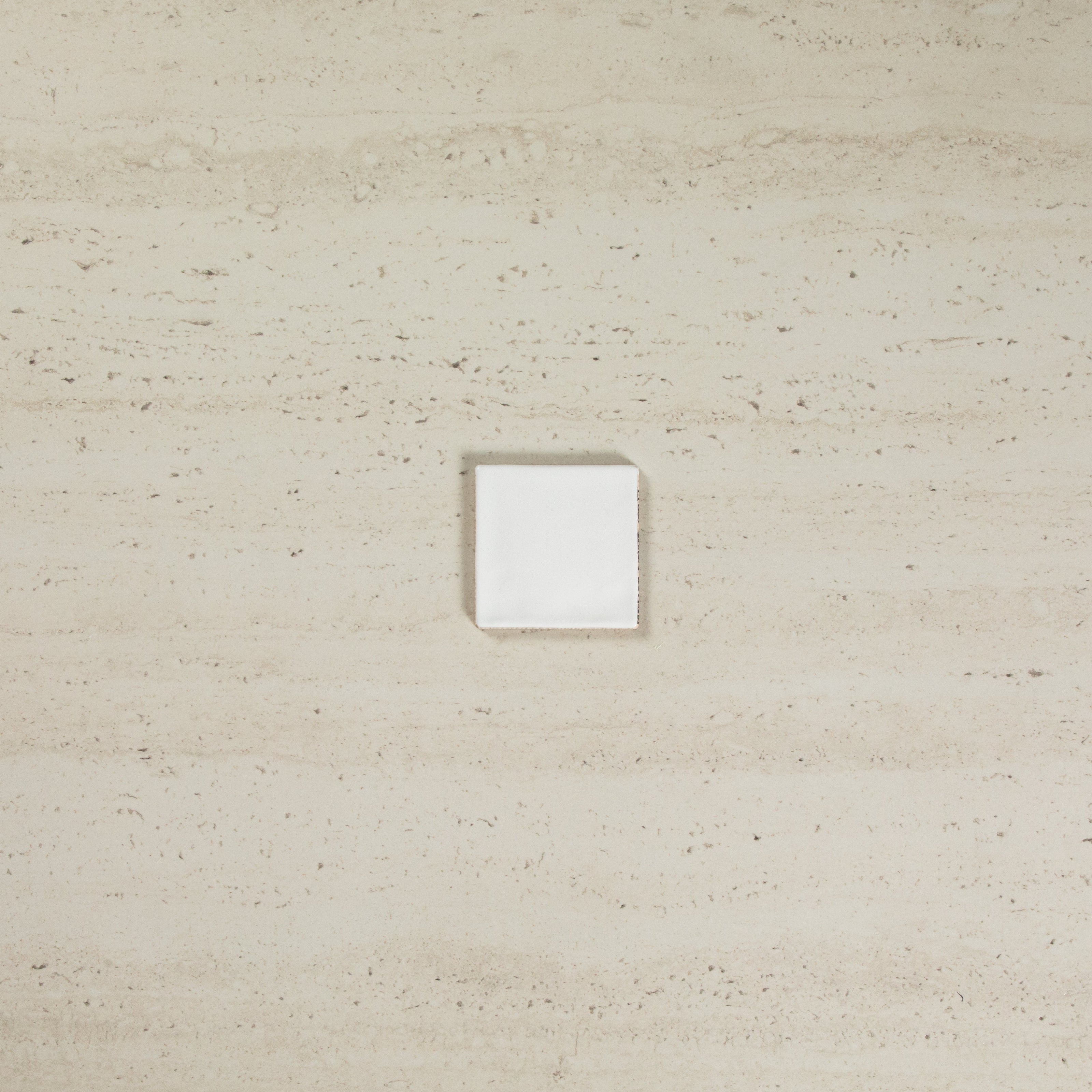 Noosa White Matte Wave