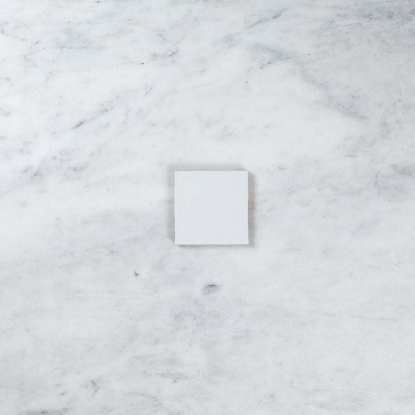 Noosa White Gloss Wave