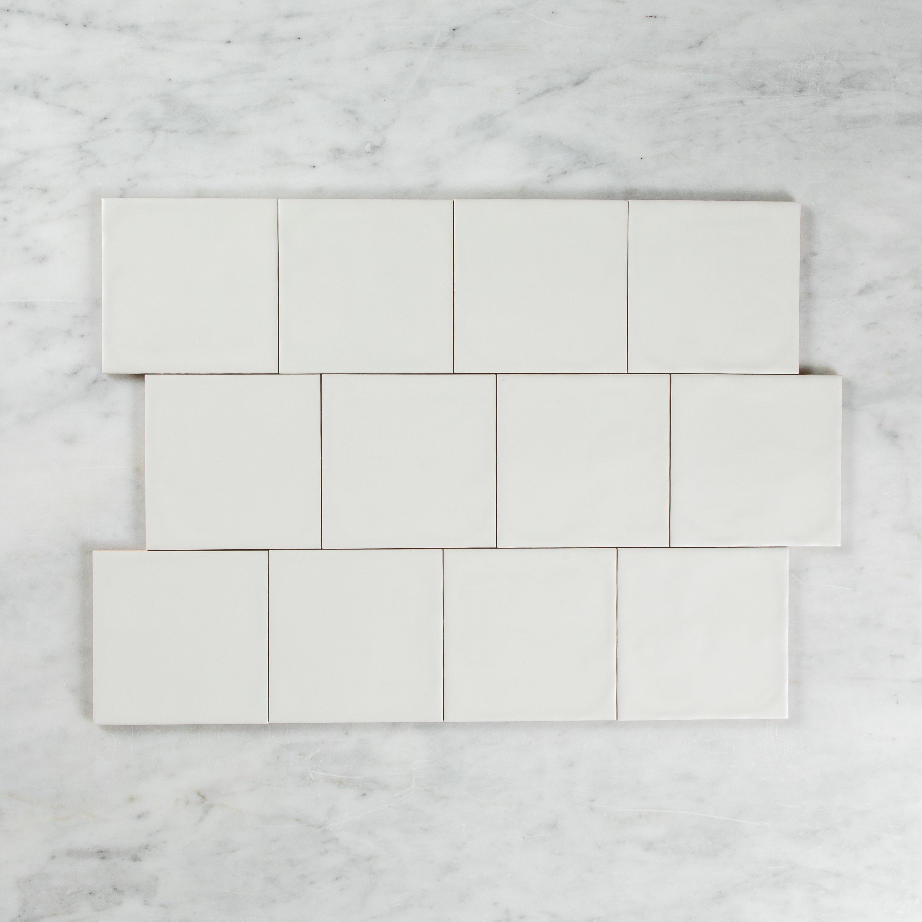 Noosa White Gloss Wave