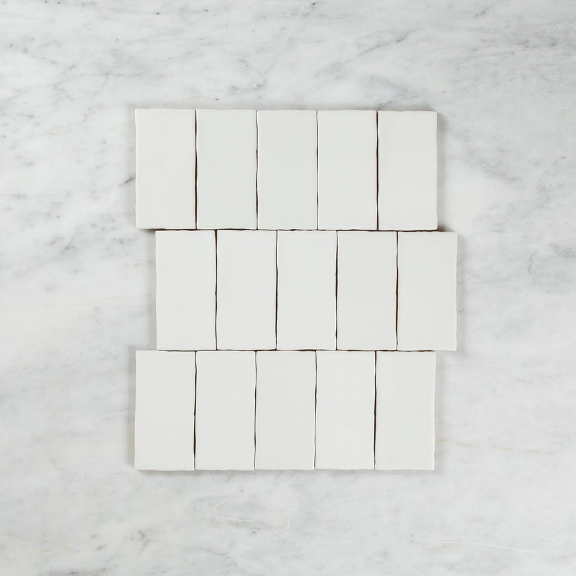 Noosa White Matte Wave