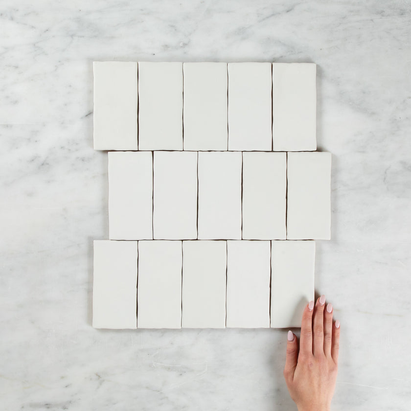 Noosa White Gloss Wave