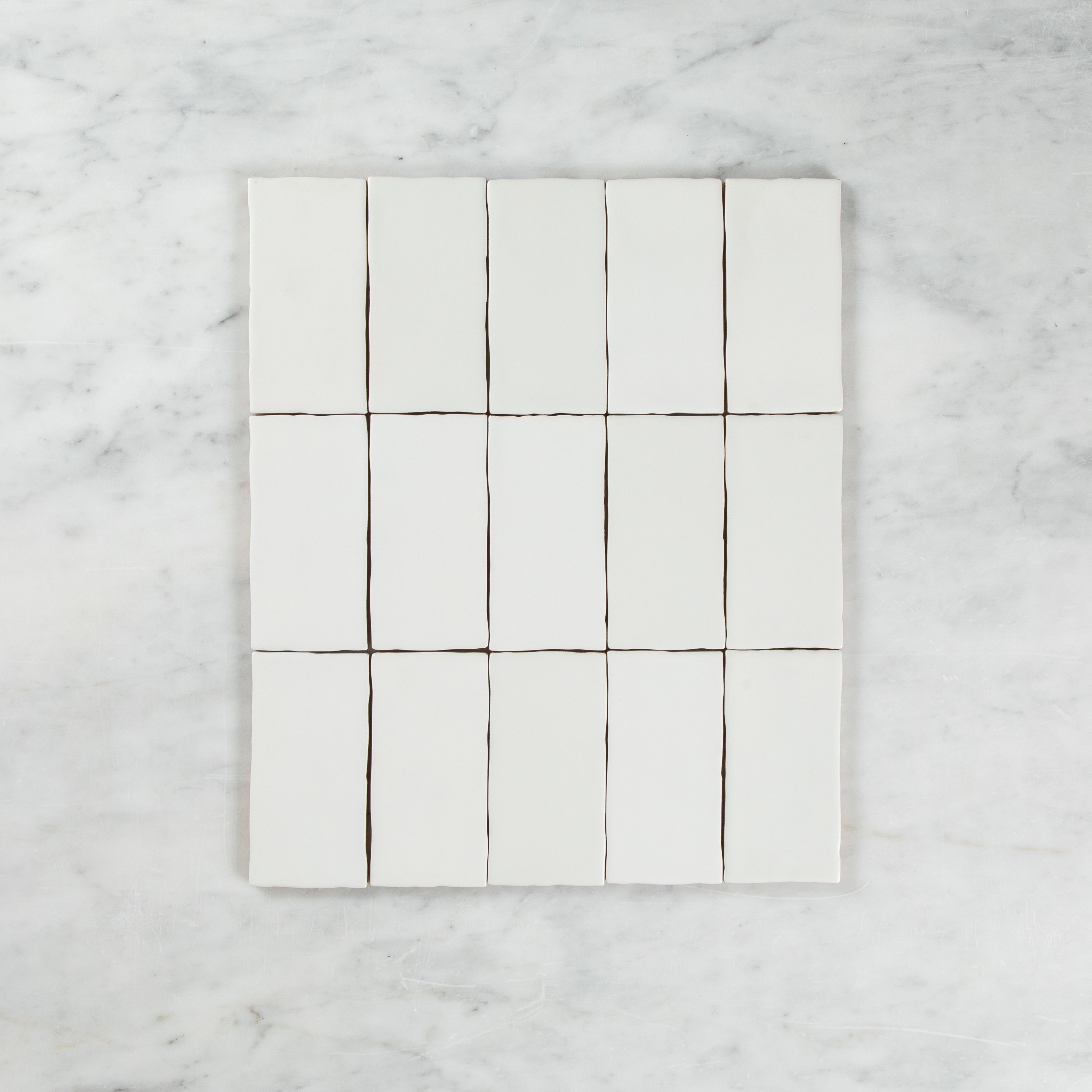 Noosa White Gloss Wave