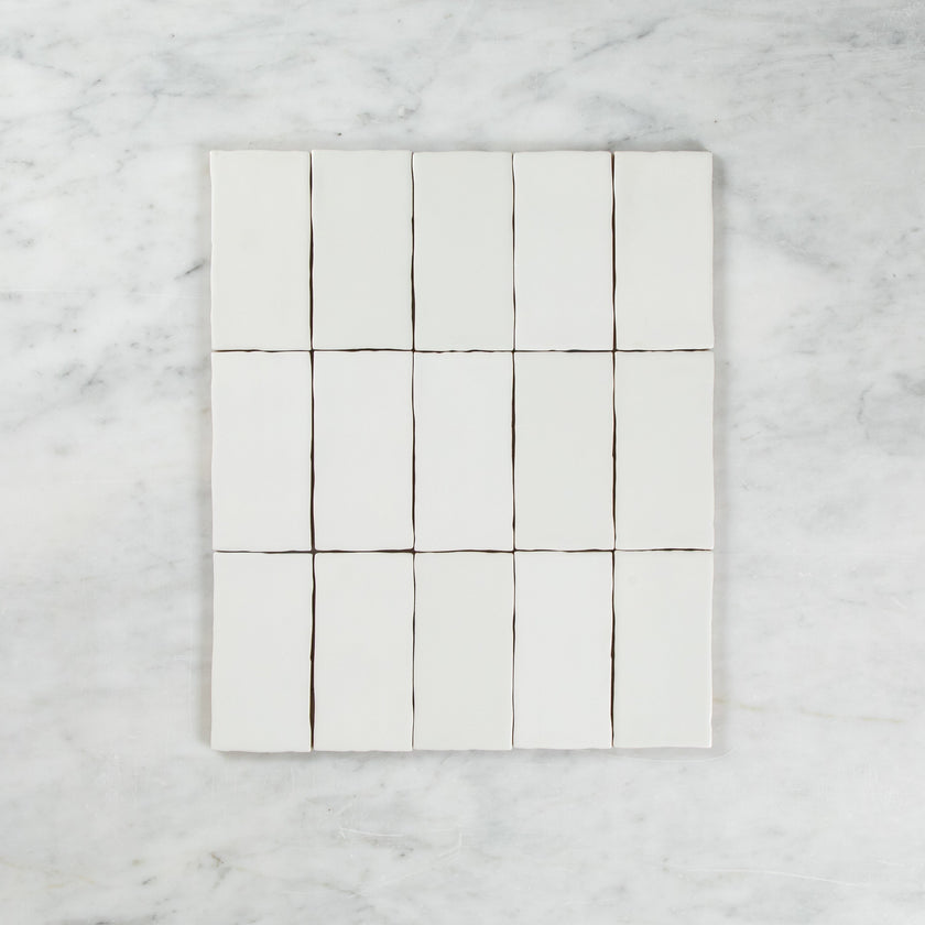 Noosa White Gloss Wave