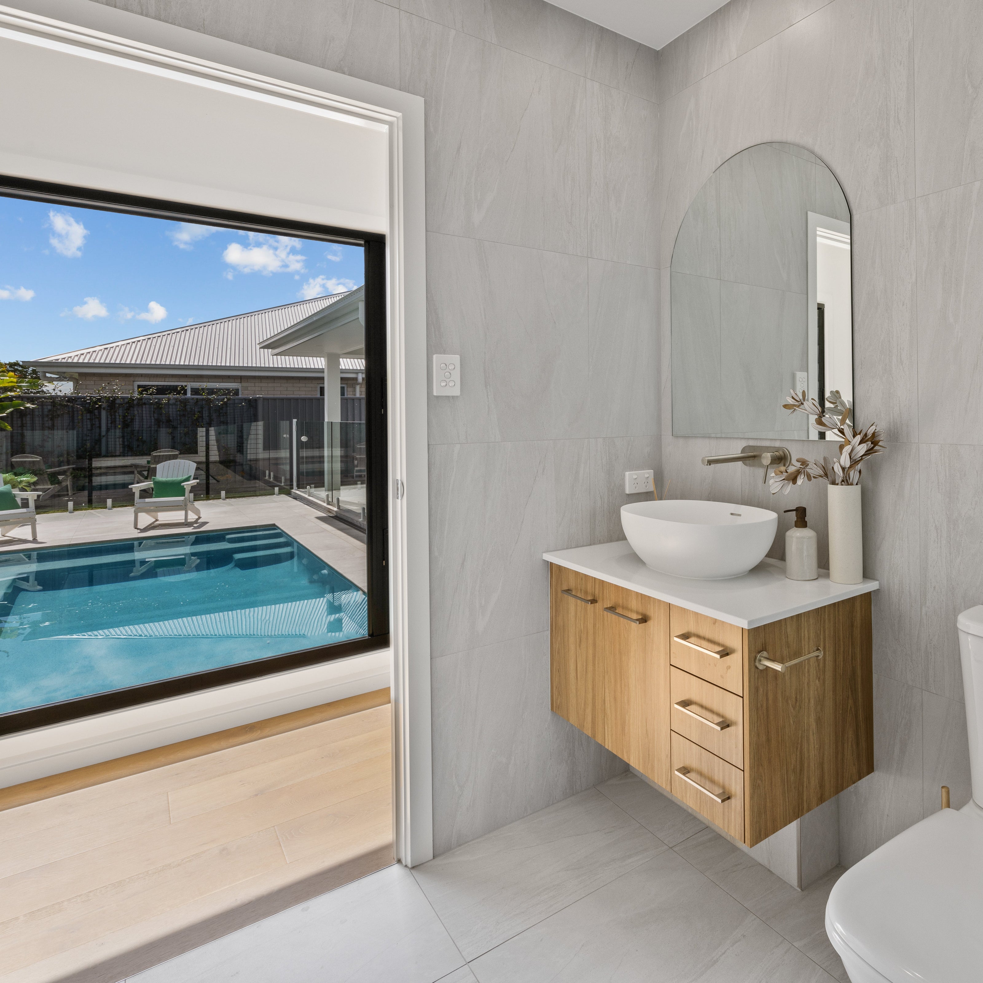 Phase Bianco Polished