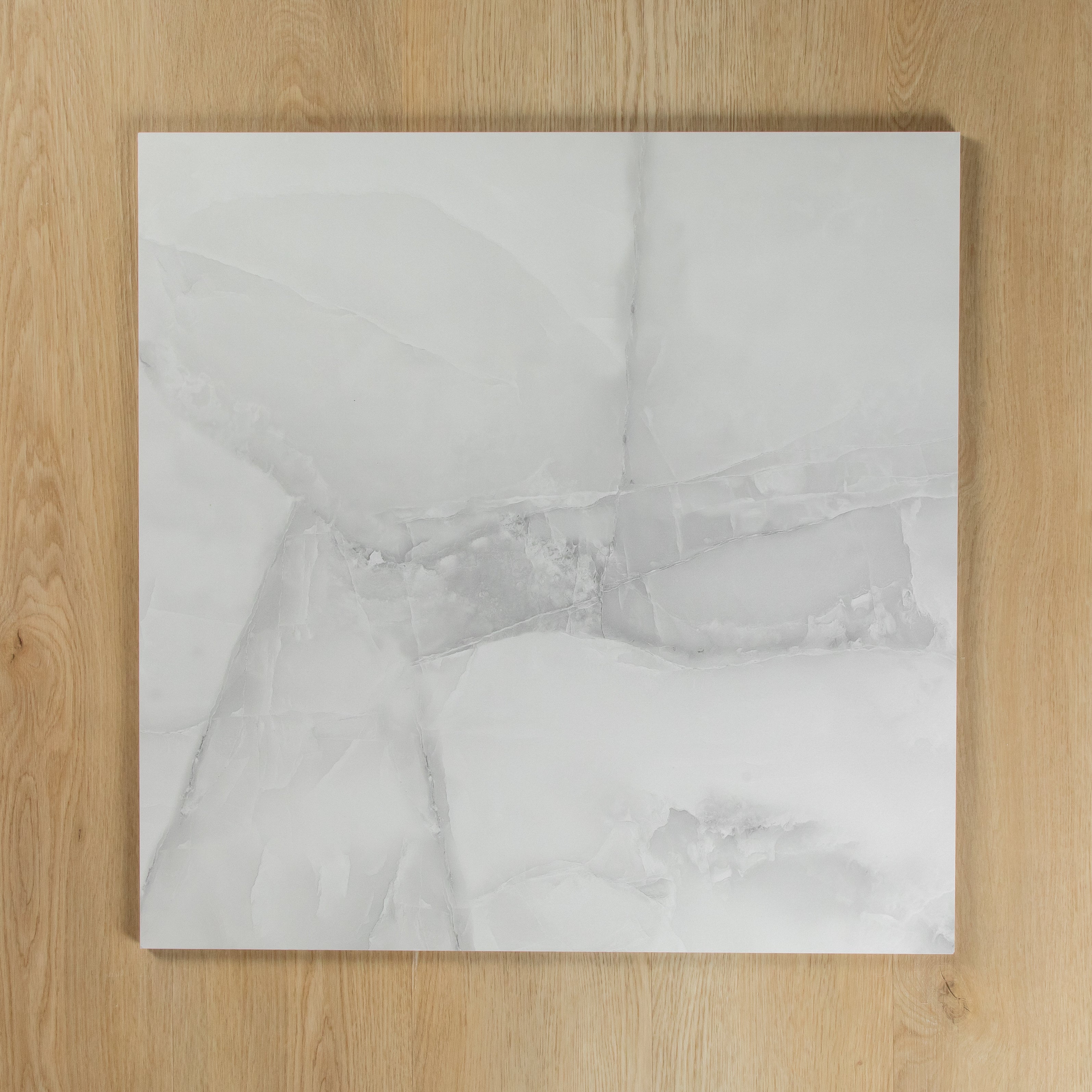 Petah Onyx Light Grey Matte