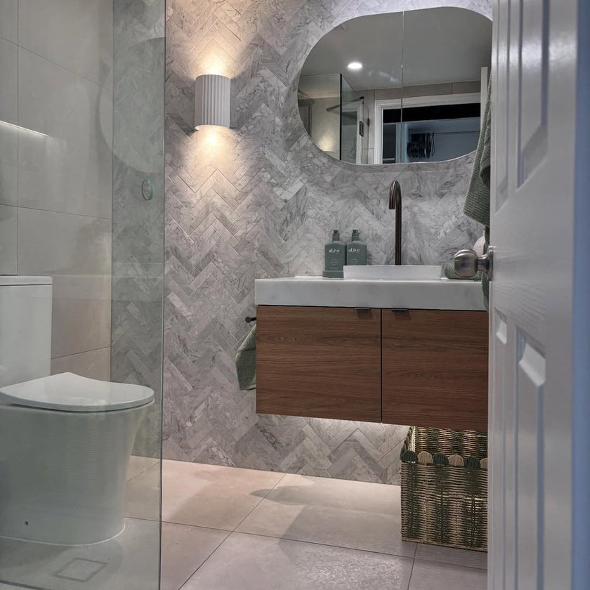 Carrara Marble Mosaic Herringbone XL