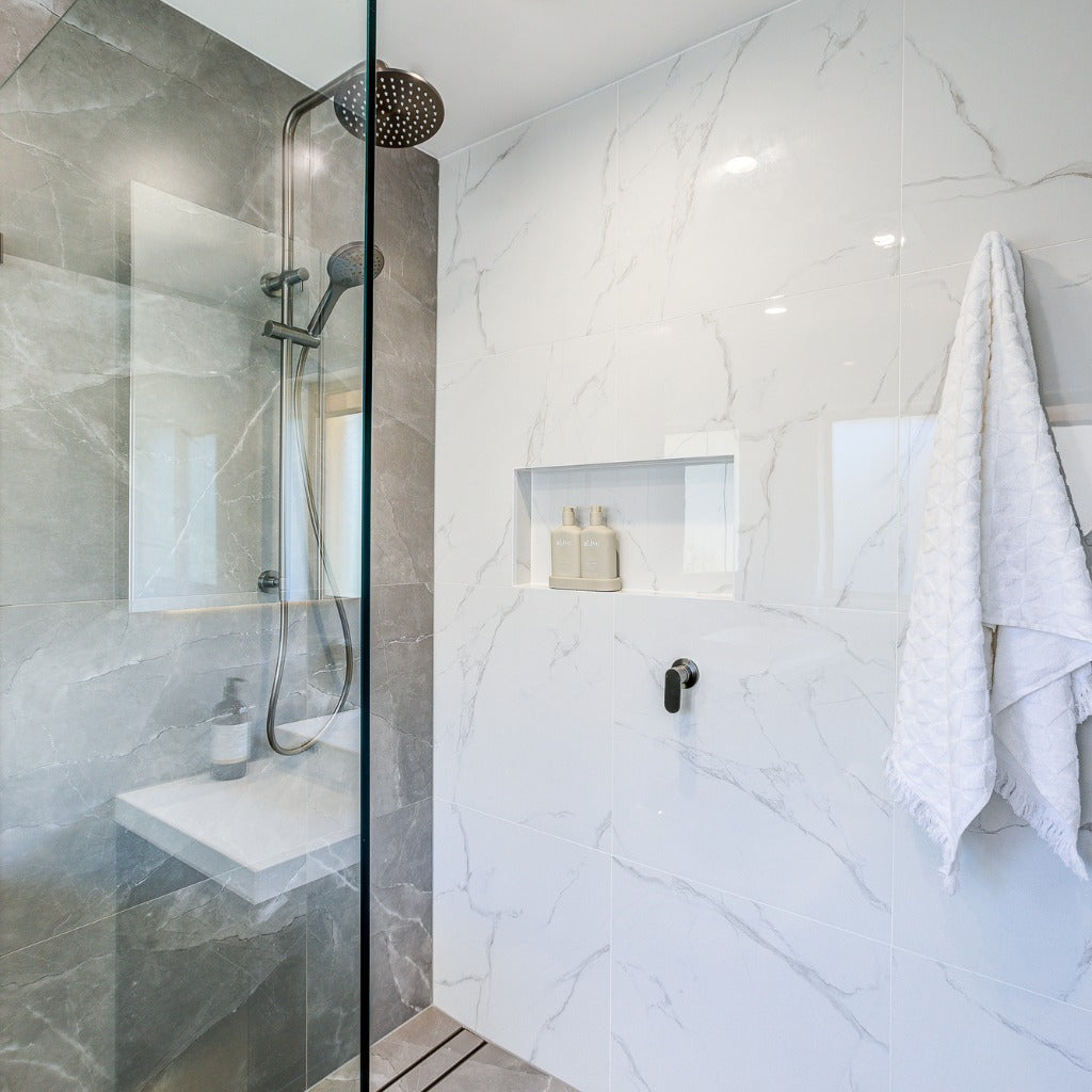 Winter Carrara Polished