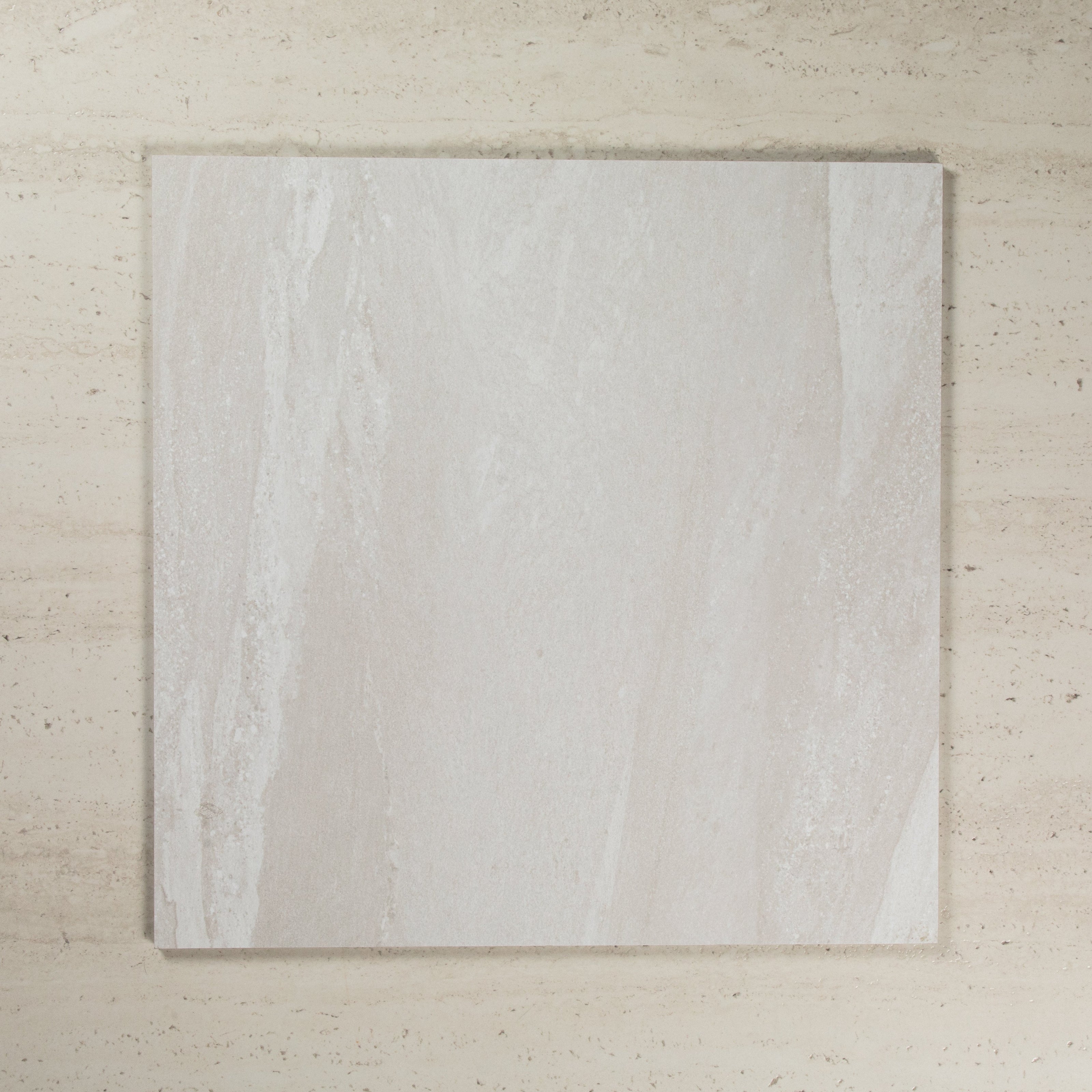Sui Essence White Matte