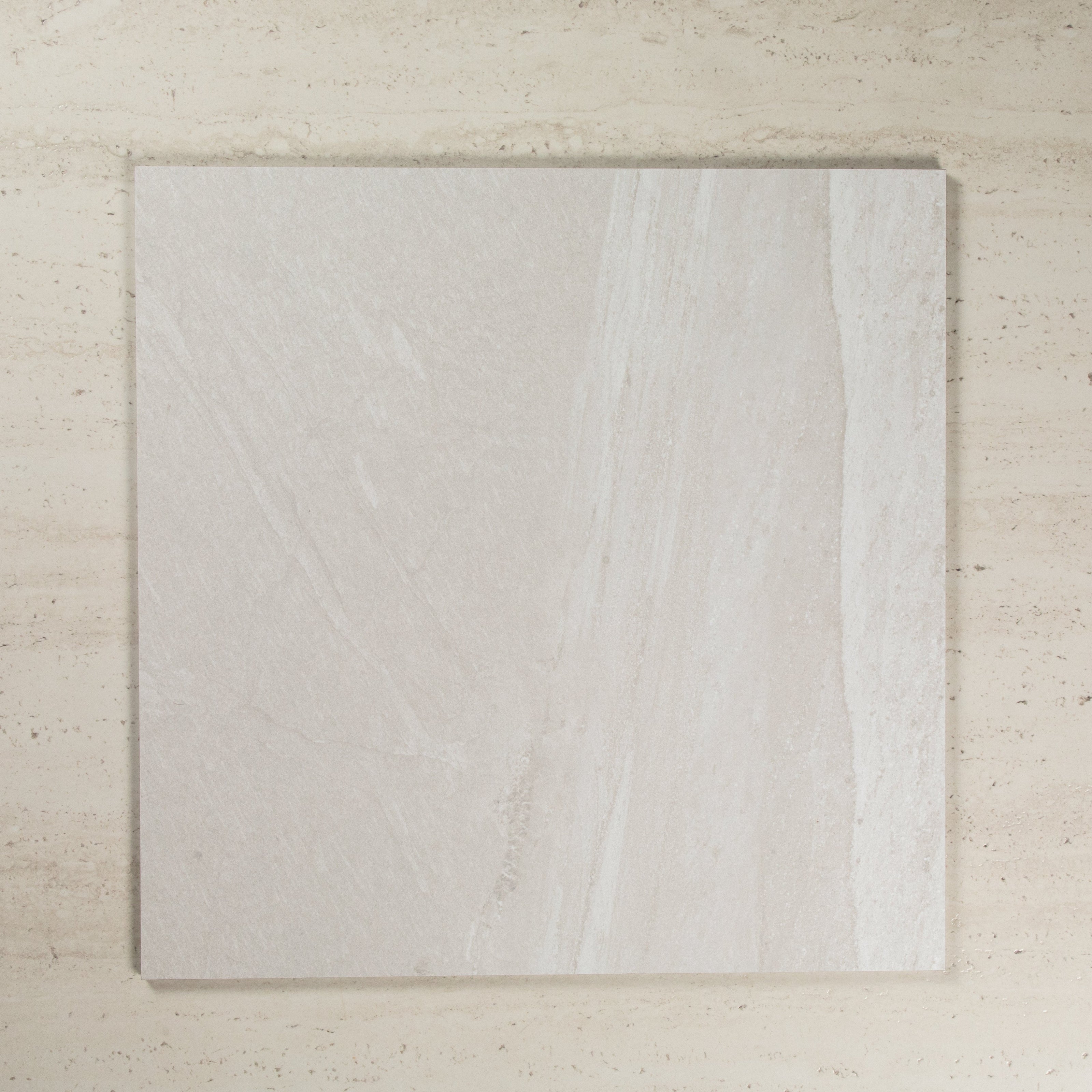 Sui Essence White Matte