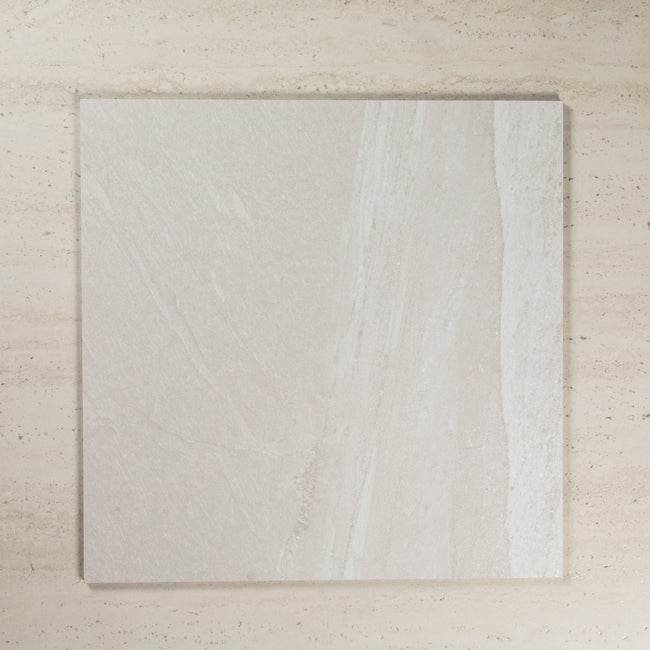 Sui Essence White Matte