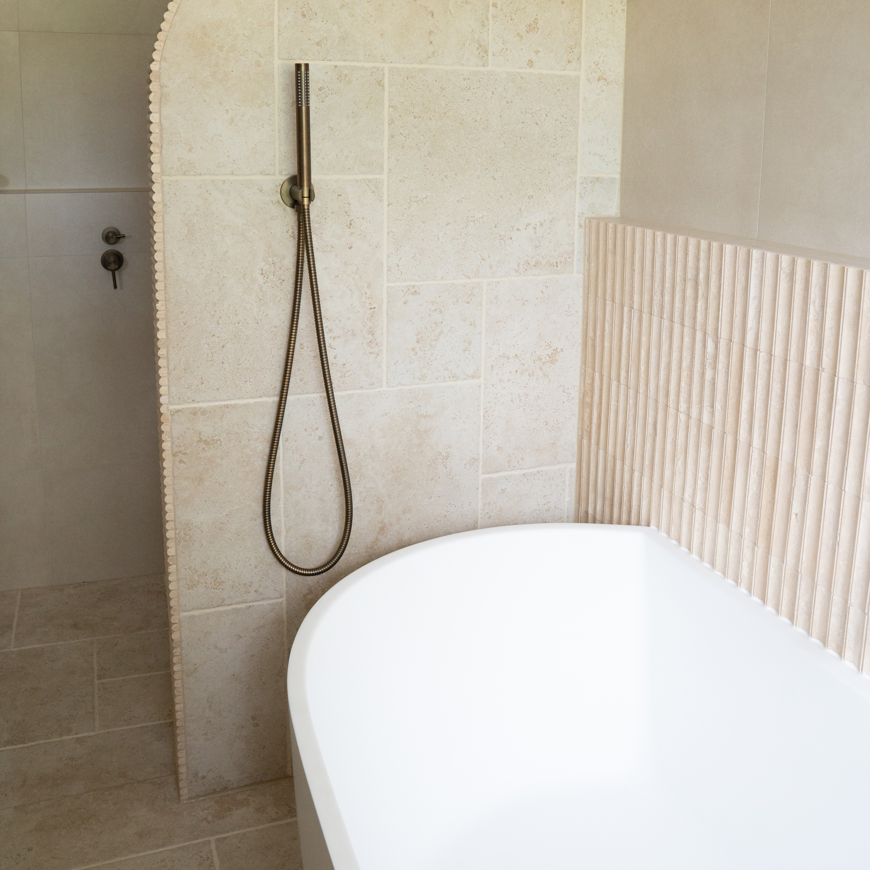 Travertine Concave Kit Kat + Tibur Beige  French Pattern
