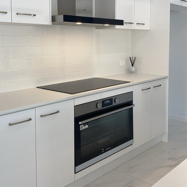 White Gloss Subway Pressed Edge