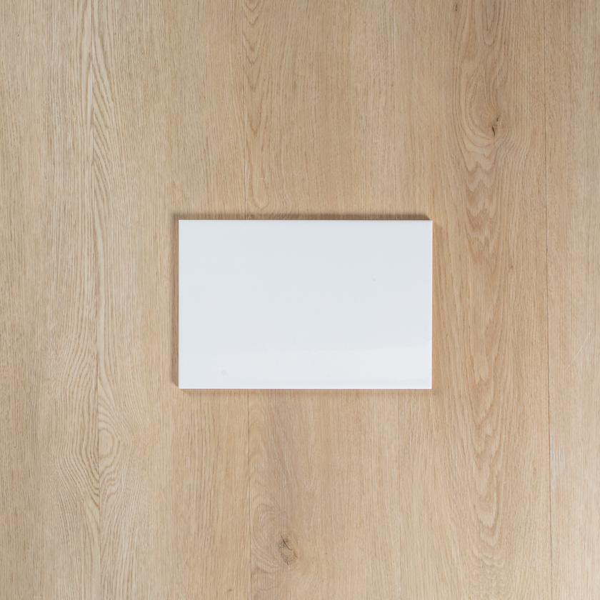 White Gloss Pressed Edge