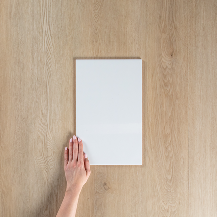 White Gloss Pressed Edge