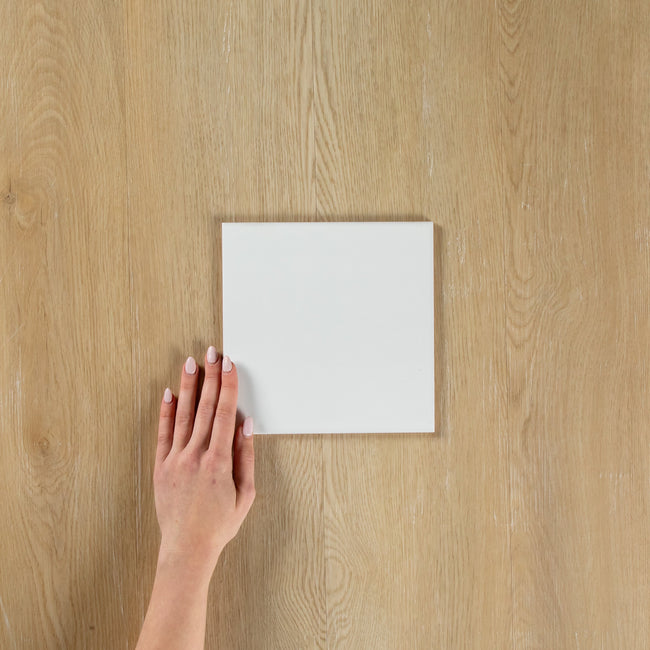 White Gloss Pressed Edge