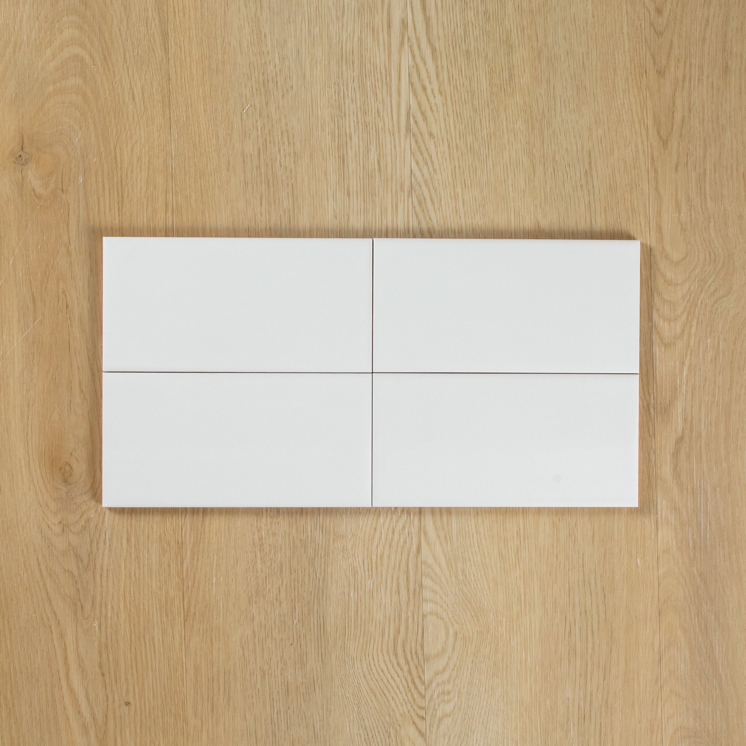 White Gloss Subway Pressed Edge