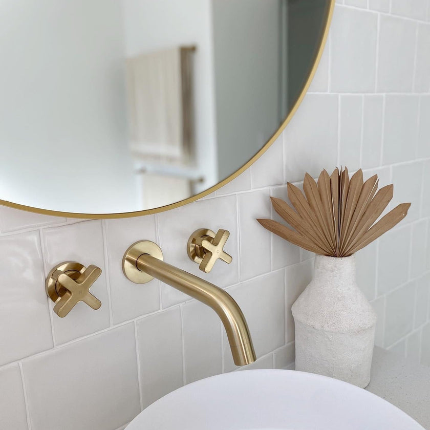 Noosa White Matte Wave